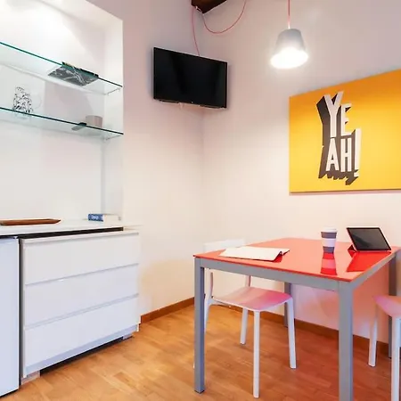 Frisi Fast Wifi Aircon Flexyrent Milan